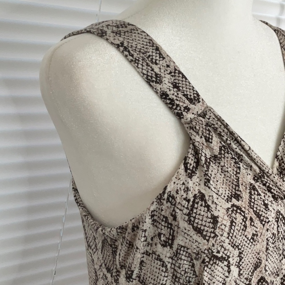 Velvet Chic Sleeveless Snake Print Midi Dress - Picture 6 of 12